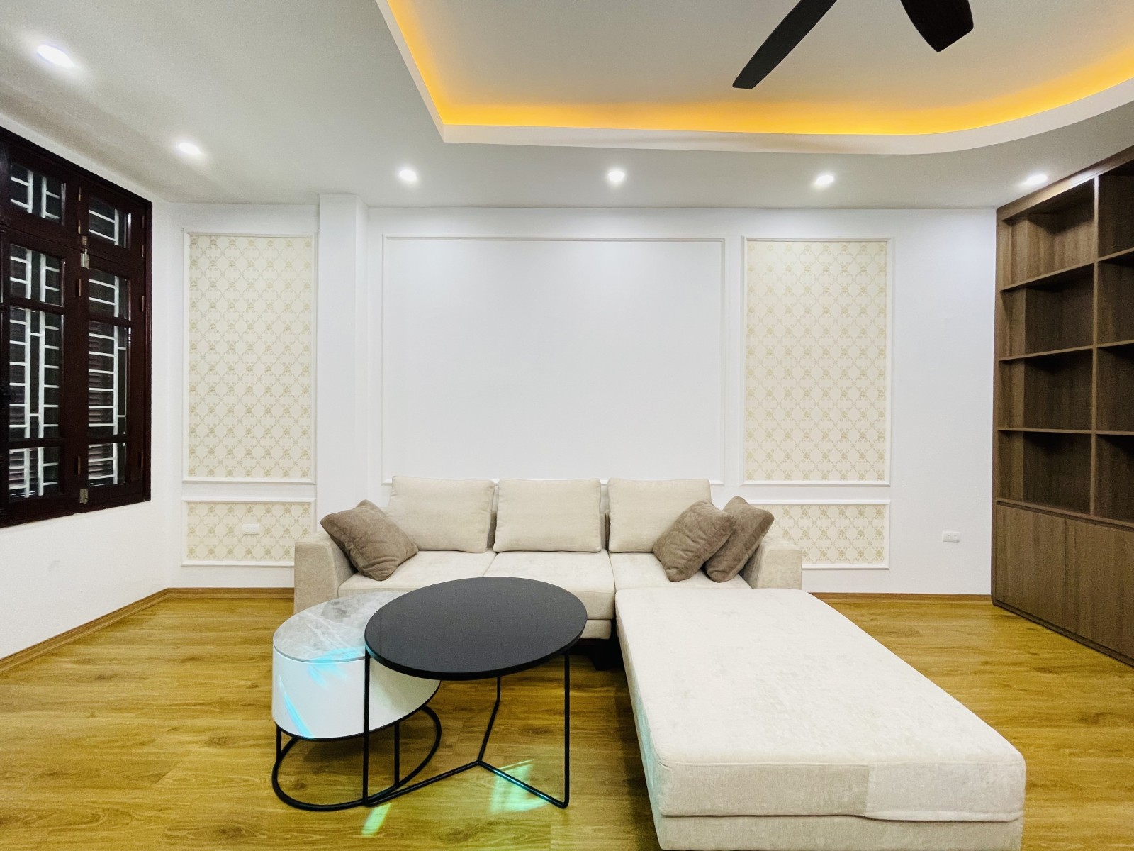 Bán nhà KĐT Văn Quán ô tô tránh vỉa hè rộng kinh doanh đẹp DT 88M 5T MT 5M GIÁ 21 TỶ - Ảnh 4
